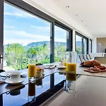Villa Architect-designed With Heated Pool For 10 Guests! *