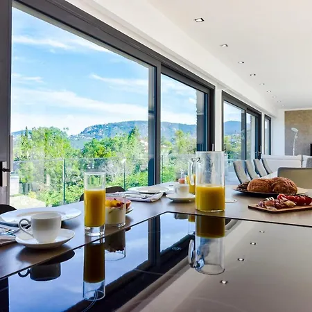 Villa Architect-designed With Heated Pool For 10 Guests! *