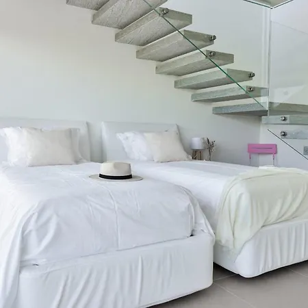 Villa Architect-designed With Heated Pool For 10 Guests! *