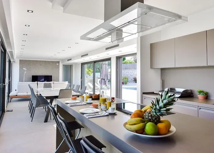 Villa Architect-designed With Heated Pool For 10 Guests! Mandelieu