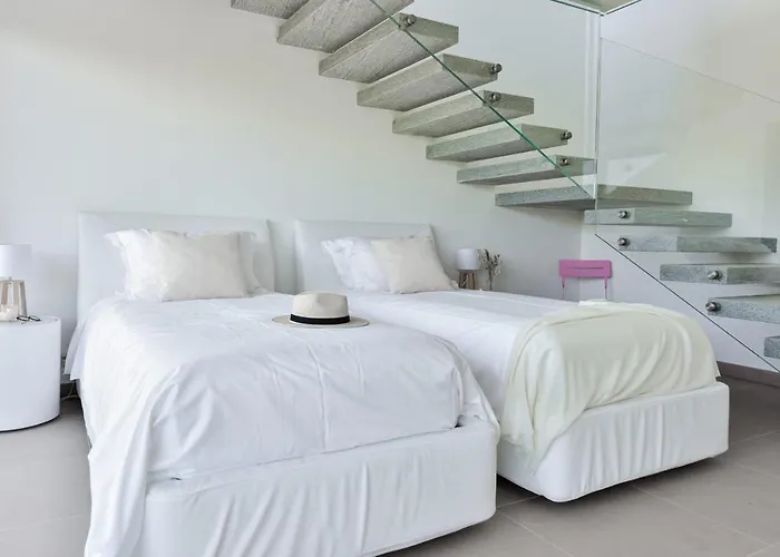 Villa Architect-designed With Heated Pool For 10 Guests! *