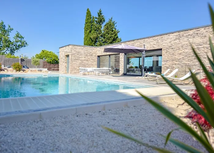 Villa Architect-designed With Heated Pool For 10 Guests!